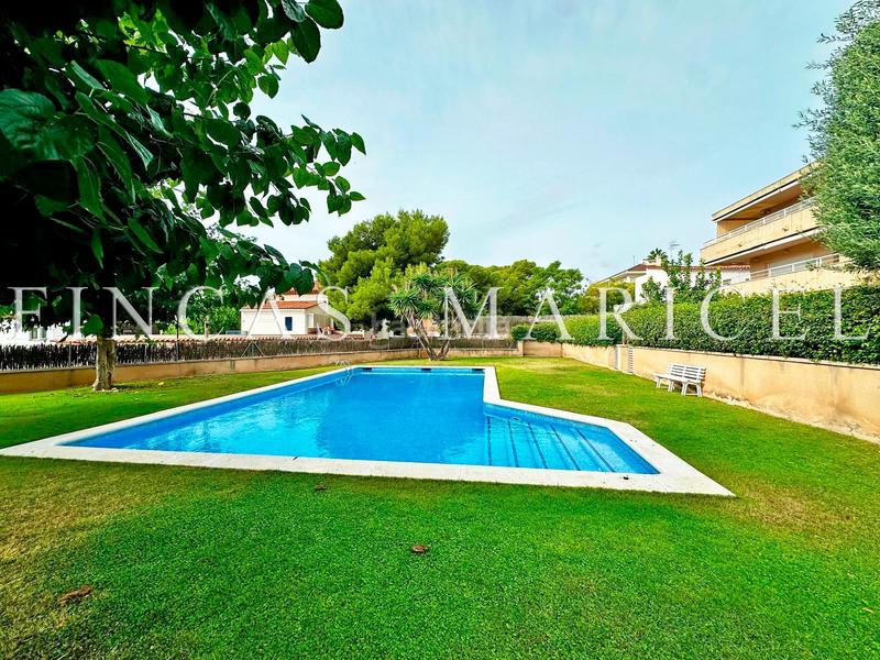 Foto 5e267356-8fbe-437a-8459-cf1a282febf6. Location appartement avec chauffage piscine dans Can Girona - Terramar - Vinyet Sitges Foto 5e267356-8fbe-437a-8459-cf1a282febf6. Location appartement avec chauffage piscine dans Can Girona - Terramar - Vinyet Sitges