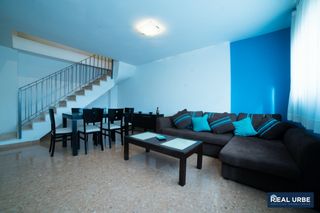 Zweistöckige Wohnung in Algemesí. Novísimo dúplex precio económico Zweistöckige Wohnung in Algemesí. Novísimo dúplex precio económico