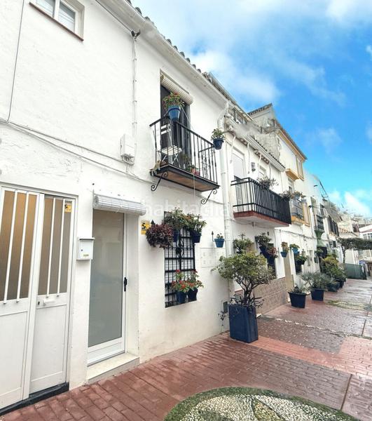 Foto 47ba2056-cf8a-44b7-9e69-4dc7ca86f4c1. Pis amb xemeneia a Centro Estepona Foto 47ba2056-cf8a-44b7-9e69-4dc7ca86f4c1. Pis amb xemeneia a Centro Estepona