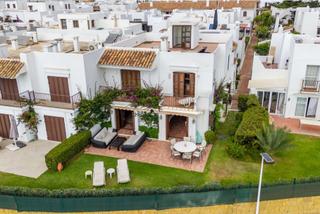 Piso en Villacana - Costalita - Saladillo. Townhouse in estepona Piso en Villacana - Costalita - Saladillo. Townhouse in estepona