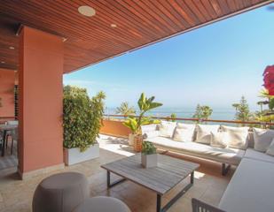 Piso en Puerto Banús. Exquisite beachfront duplex penthouse in malibu residence Piso en Puerto Banús. Exquisite beachfront duplex penthouse in malibu residence