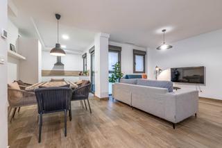Appartement Calle jose luis perez pujadas. Piso premium con piscina y garaje en zona forum junto a la ciuda Appartement Calle jose luis perez pujadas. Piso premium con piscina y garaje en zona forum junto a la ciuda