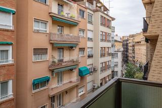 Appartement à Calle de manuel de falla 6. Piso reformado con cochera junto recogidas Appartement à Calle de manuel de falla 6. Piso reformado con cochera junto recogidas