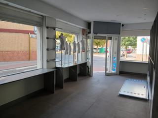 Lloguer Local Comercial  Calle la vega Lloguer Local Comercial  Calle la vega