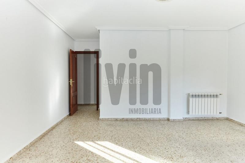 Foto e3c9f09f-d608-4485-83ef-8a8e4660c09a. Pis amb calefacció a Peñamefecit - Avda Barcelona Jaén Foto e3c9f09f-d608-4485-83ef-8a8e4660c09a. Pis amb calefacció a Peñamefecit - Avda Barcelona Jaén