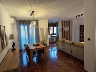 Miete Etagenwohnung Madrid 8. Amplio piso con excelentes calidades y opción a cochera. Miete Etagenwohnung Madrid 8. Amplio piso con excelentes calidades y opción a cochera.