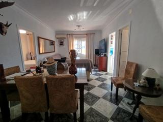 Etagenwohnung in Calle navia 6 Etagenwohnung in Calle navia 6