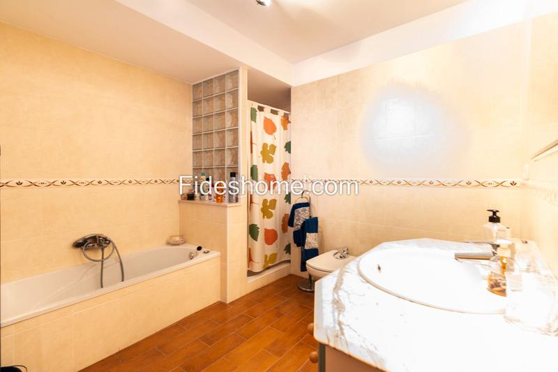 Foto 1b0847a3-33ad-4aab-8eab-020d6d043736. Casa a calle moraleda 17 a Pinar (El) Foto 1b0847a3-33ad-4aab-8eab-020d6d043736. Casa a calle moraleda 17 a Pinar (El)