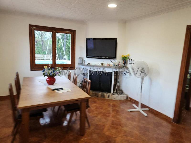 Foto 2440dc9e-0a72-491f-bda5-f5836961fa1e. Chalet in Llambilles Foto 2440dc9e-0a72-491f-bda5-f5836961fa1e. Chalet in Llambilles