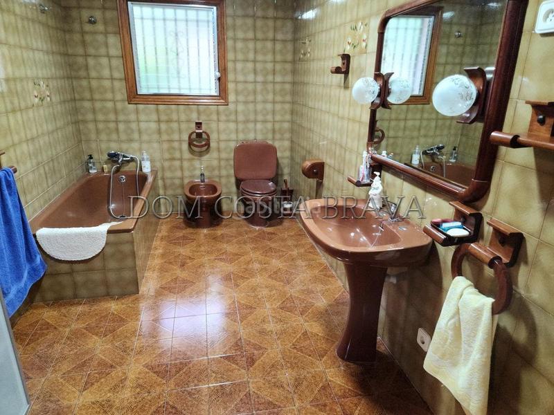 Foto 2bbac3ca-29b1-4350-b8ca-fb860fd77710. Chalet in Llambilles Foto 2bbac3ca-29b1-4350-b8ca-fb860fd77710. Chalet in Llambilles