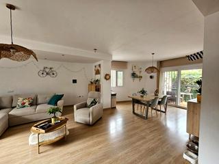 Maison  Los angeles. Exclusivo chalet adosado de esquina en el peñón de zapata  alhau Maison  Los angeles. Exclusivo chalet adosado de esquina en el peñón de zapata  alhau