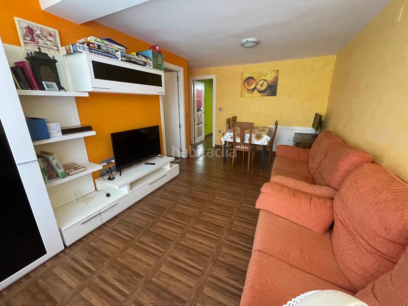 Foto 2eb38372-3e2a-4515-96ae-3546a919d9e3. Casa aparellada amb xemeneia aparcament piscina a Alhaurín de la Torre Foto 2eb38372-3e2a-4515-96ae-3546a919d9e3. Casa aparellada amb xemeneia aparcament piscina a Alhaurín de la Torre