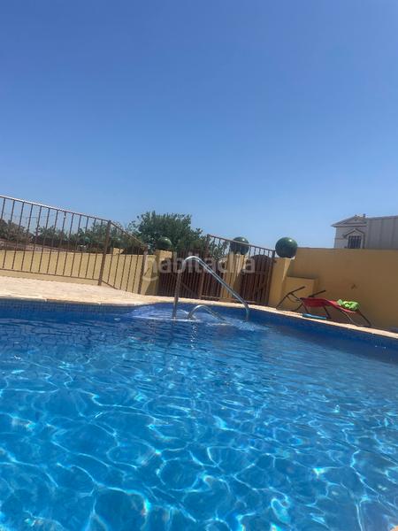 Foto f356ec88-095c-46c2-9357-2e11e06b2c4c. Casa aparellada amb xemeneia aparcament piscina a Alhaurín de la Torre Foto f356ec88-095c-46c2-9357-2e11e06b2c4c. Casa aparellada amb xemeneia aparcament piscina a Alhaurín de la Torre