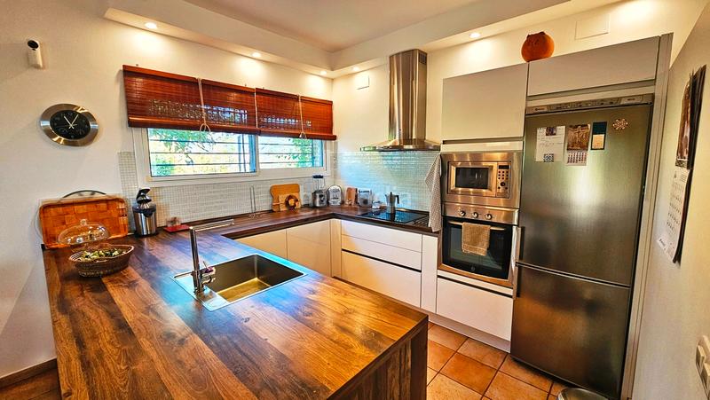 Foto ecf8c2ce-a02b-4aac-8ae0-bd867e64cc21. Xalet a carretera berrocal 2 a Madroño (El) Foto ecf8c2ce-a02b-4aac-8ae0-bd867e64cc21. Xalet a carretera berrocal 2 a Madroño (El)