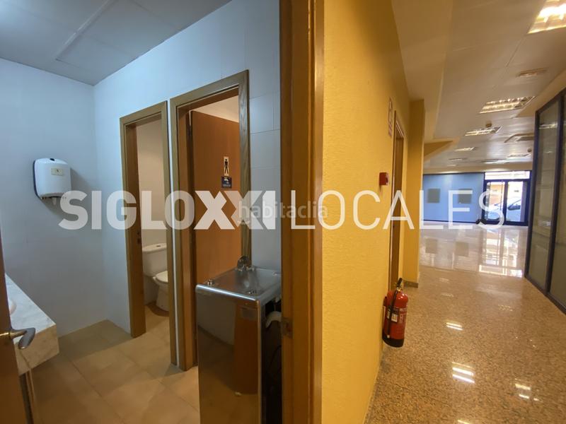 Foto 121cff54-d020-4b9f-b6a8-65db8233caea. Local comercial a Centre Cornellà de Llobregat Foto 121cff54-d020-4b9f-b6a8-65db8233caea. Local comercial a Centre Cornellà de Llobregat