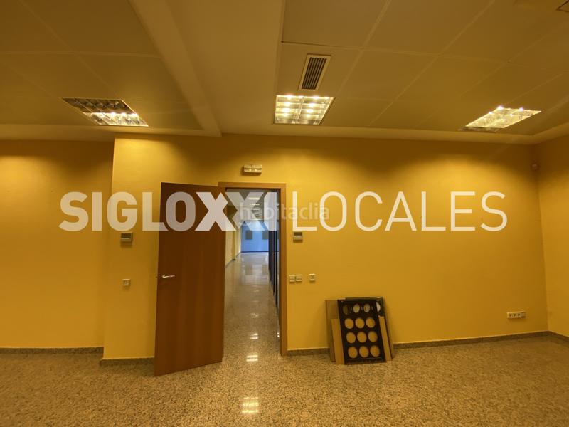 Foto ca902966-0fec-4864-b1cd-779f117b9422. Local comercial a Centre Cornellà de Llobregat Foto ca902966-0fec-4864-b1cd-779f117b9422. Local comercial a Centre Cornellà de Llobregat