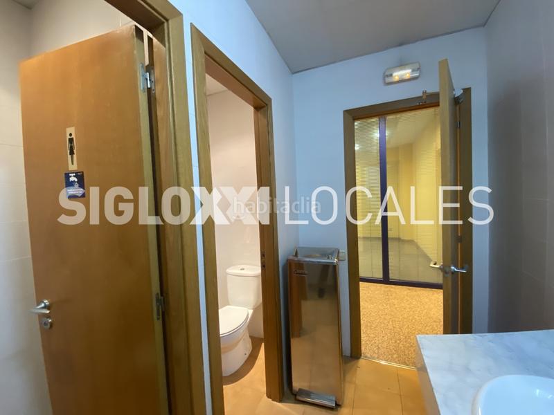 Foto f2edccbb-afce-4099-9eb6-3655c0747663. Local comercial a Centre Cornellà de Llobregat Foto f2edccbb-afce-4099-9eb6-3655c0747663. Local comercial a Centre Cornellà de Llobregat