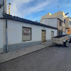 Casa a Úbeda. Se vende casa en la zona del barrio san pedro Casa a Úbeda. Se vende casa en la zona del barrio san pedro