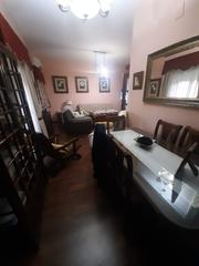 Dúplex a Úbeda. Se vende duplex en la zona del mercado de abastos de ubeda Dúplex a Úbeda. Se vende duplex en la zona del mercado de abastos de ubeda