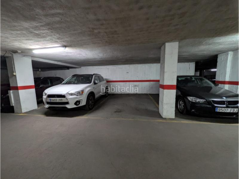Foto a259456e-e525-4a6f-b009-4554a6575d50. Parking voiture dans Ciudad Jardín - Zoco Córdoba Foto a259456e-e525-4a6f-b009-4554a6575d50. Parking voiture dans Ciudad Jardín - Zoco Córdoba