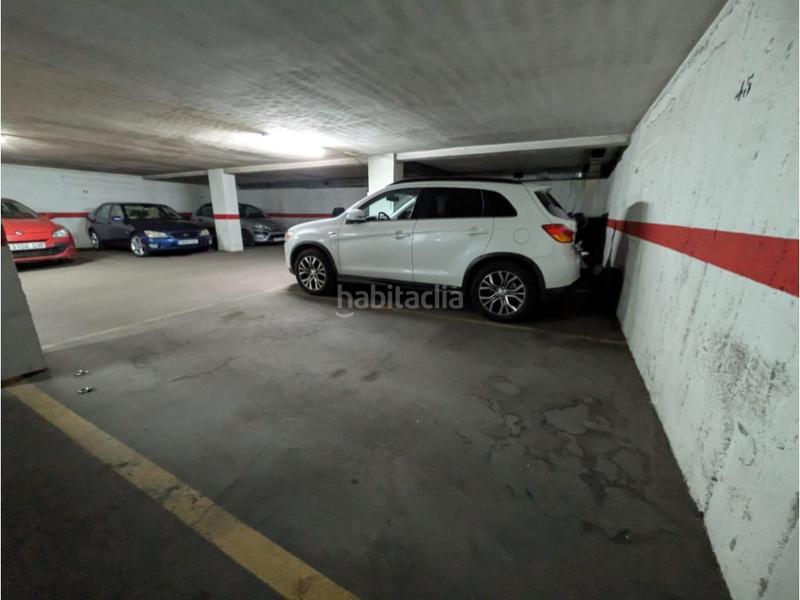 Foto e7106409-6d4b-4a4f-b790-57e0cf60a207. Parking voiture dans Ciudad Jardín - Zoco Córdoba Foto e7106409-6d4b-4a4f-b790-57e0cf60a207. Parking voiture dans Ciudad Jardín - Zoco Córdoba
