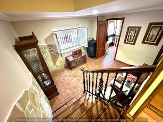 Maison à Campo de la Verdad - Miraflores. Gran casa 220maprox. muy bien situada en la parte baja del camp Maison à Campo de la Verdad - Miraflores. Gran casa 220maprox. muy bien situada en la parte baja del camp