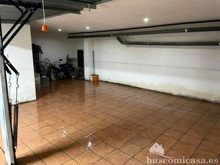 Aparcament cotxe De españa. Venta de dos garajes trastero. Aparcament cotxe De españa. Venta de dos garajes trastero.