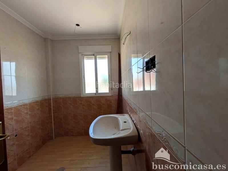 Foto 8e2b56e6-0d44-4793-bd17-480854102ebc. Casa adossada amb aparcament piscina a Bailén Foto 8e2b56e6-0d44-4793-bd17-480854102ebc. Casa adossada amb aparcament piscina a Bailén