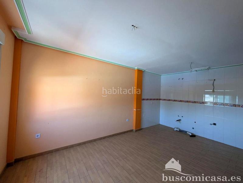 Foto fd1fadd0-d5db-4e8c-a4e4-12040c4ba6c6. Casa adossada amb aparcament piscina a Bailén Foto fd1fadd0-d5db-4e8c-a4e4-12040c4ba6c6. Casa adossada amb aparcament piscina a Bailén