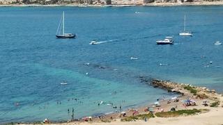 Pis Avenida costa blanca. Exclusiva vivienda de 178 metros en primera línea en cabo huerta Pis Avenida costa blanca. Exclusiva vivienda de 178 metros en primera línea en cabo huerta