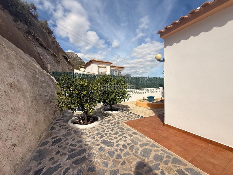 Foto d48e6c59-b02b-4d7e-9955-dcb19f427e67. Chalet avec parking piscine dans Oltamar - Cucarres Calp Foto d48e6c59-b02b-4d7e-9955-dcb19f427e67. Chalet avec parking piscine dans Oltamar - Cucarres Calp