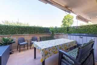 Apartament De l´empordà. Planta baja con gran terraza y piscina Apartament De l´empordà. Planta baja con gran terraza y piscina