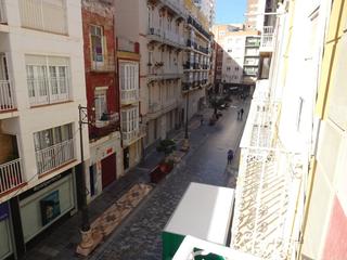 Lloguer Pis a Casco Antiguo. Piso de 2 dormitorios en centro peatonal Lloguer Pis a Casco Antiguo. Piso de 2 dormitorios en centro peatonal