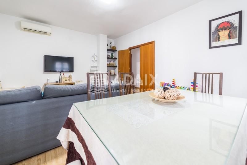 Foto bc94ddad-fe3d-474f-9c9c-a8f916af8252. Pis a plaza ayuntamiento sn a Úbeda Foto bc94ddad-fe3d-474f-9c9c-a8f916af8252. Pis a plaza ayuntamiento sn a Úbeda