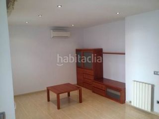 Lloguer Pis en Eixample Sud-Migdia. Piso con 4 habitaciones, amueblado, ascensor y parking Lloguer Pis en Eixample Sud-Migdia. Piso con 4 habitaciones, amueblado, ascensor y parking