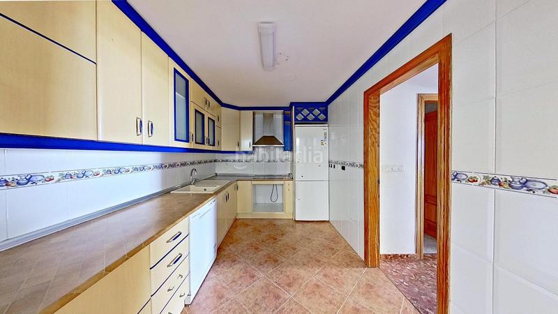 Foto afbf9186-0c5b-4297-819d-11eafb9d723d. Casa a calle principado de asturias travesia b 4 a Motril Foto afbf9186-0c5b-4297-819d-11eafb9d723d. Casa a calle principado de asturias travesia b 4 a Motril