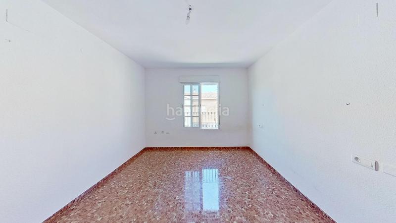 Foto b0e9788c-1fa5-4a98-aaa5-06cc37a40145. Casa a calle principado de asturias travesia b 4 a Motril Foto b0e9788c-1fa5-4a98-aaa5-06cc37a40145. Casa a calle principado de asturias travesia b 4 a Motril