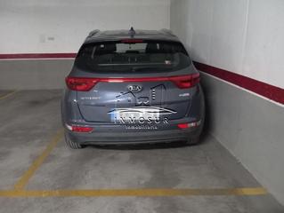 Parking coche en El Carmen - La Barrera. Parking en zona coso situada en una planta primera de sótano. fá Parking coche en El Carmen - La Barrera. Parking en zona coso situada en una planta primera de sótano. fá