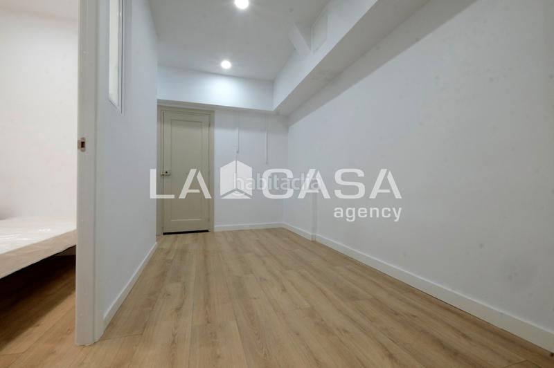 Foto ebedb656-467d-4fa6-ab95-3fec0b4ae923. Local comercial en Vilapicina - Torre Llobeta Barcelona Foto ebedb656-467d-4fa6-ab95-3fec0b4ae923. Local comercial en Vilapicina - Torre Llobeta Barcelona