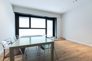 Local Comercial  Doctor august pi i sunyer. Local estudio Local Comercial  Doctor august pi i sunyer. Local estudio