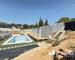 Wohngrundstück in Airesol. Brutal terreno con muros, puerta y piscina Wohngrundstück in Airesol. Brutal terreno con muros, puerta y piscina