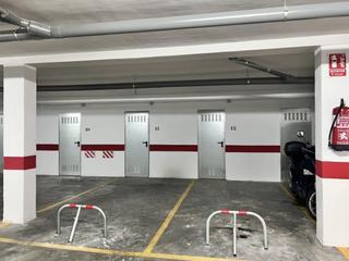 Parking coche Calle de las eras altas. Plaza de garaje trastero a la venta en la zubia granada Parking coche Calle de las eras altas. Plaza de garaje trastero a la venta en la zubia granada