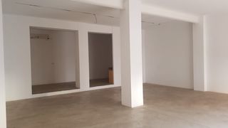 Local Comercial Carrer reial Local Comercial Carrer reial