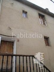 Casa adossada en Torre de Claramunt (La). Casa adosada con parking, calefacción y terraza Casa adossada en Torre de Claramunt (La). Casa adosada con parking, calefacción y terraza