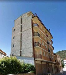 Pis en Sanaüja. Piso con 3 habitaciones y terraza Pis en Sanaüja. Piso con 3 habitaciones y terraza