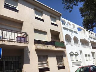 Appartamento in Piverd-Vila-Seca-Bruguerol. Piso con calefacción y terraza Appartamento in Piverd-Vila-Seca-Bruguerol. Piso con calefacción y terraza