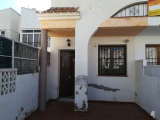 Lloguer Casa adossada en La Siesta-El Salado-Torreta. Casa adosada con 2 habitaciones Lloguer Casa adossada en La Siesta-El Salado-Torreta. Casa adosada con 2 habitaciones