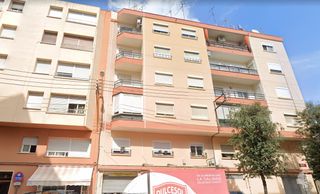 Piso en Centre. Tercero con 3 habitaciones Piso en Centre. Tercero con 3 habitaciones