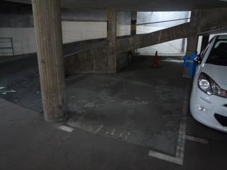Aparcament cotxe a Rambla de badal 54. Parking coche y moto badal Aparcament cotxe a Rambla de badal 54. Parking coche y moto badal