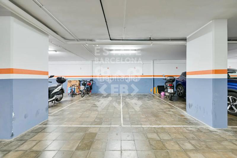 Foto 0696320d-eae7-482d-850a-8f294d70240a. Appartement avec chauffage parking dans Tres Torres Barcelona Foto 0696320d-eae7-482d-850a-8f294d70240a. Appartement avec chauffage parking dans Tres Torres Barcelona